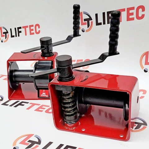 Лебідка ручна черв'ячна LIFTEC HW HD 250 кг Лебідка ручна черв'ячна LIFTEC HW HD 250 кг
